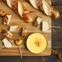 Beer Cheese Fondue Skewers - Vegetarian - Fox and Ford - Peoria